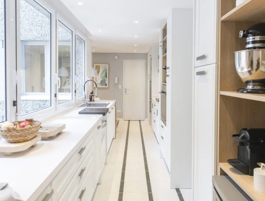 Video deco: una cocina restaurada, con historia y espíritu de reciclado