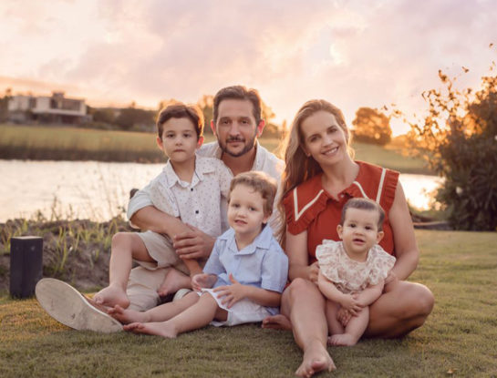 ¡Ternura total! Mirá las fotos que se sacaron Sabrina Garciarena y Germán Paoloski en familia para presentar a Mía, la princesa de la casa