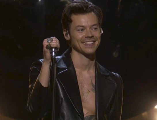Harry Styles... Lo más lindo de la noche de los Grammy 2021