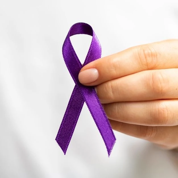 Lazo violeta simboliza el Día de la Mujer