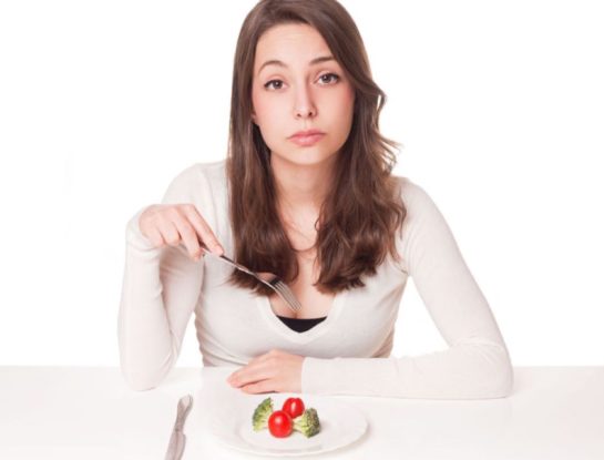 Día de la obesidad: por qué la relación con la comida es un síntoma de una problemática oculta