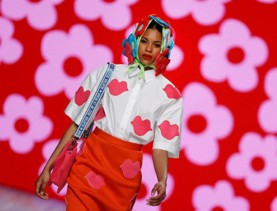 El color es lo más importante este invierno (sino mirá el desfile de Agatha Ruiz de la Prada en Madrid)