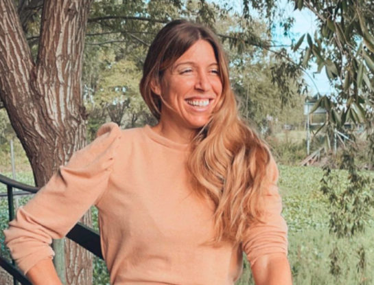 Mechas woodlights, lo nuevo en coloración que ya implementó Flor Bertotti