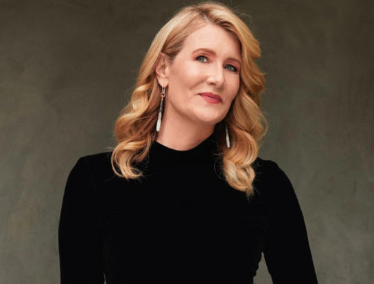 Oscars 2021: Laura Dern, glamour a los 50 años