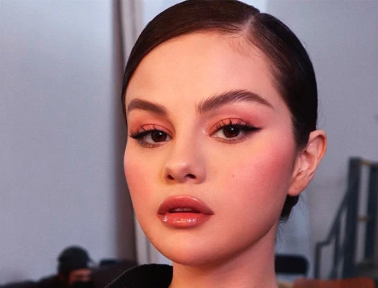 ¡Irreconocible! Selena Gomez se hizo un radical cambio de look y revolucionó las redes sociales