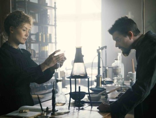 Ya podés ver en Netflix la esperada biopic de la científica Marie Curie