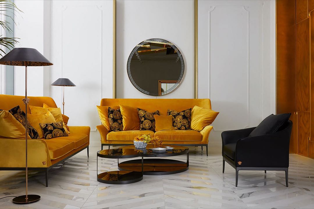 Versace Home estrenó muebles y objetos de decoración en un nuevo local