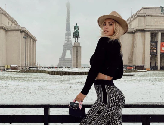 Wanda Nara nos enseña cómo llevar la logomanía