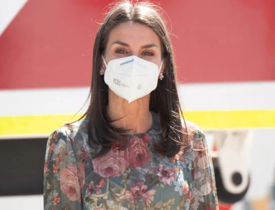 Letizia Ortiz llevó el vestido más femenino y chic de su guardarropas