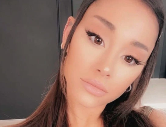 ¡De película! Así fue el look de Ariana Grande el día de su casamiento