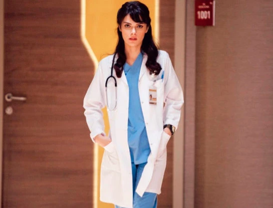 Alerta Spoiler: mirá el increíble vestido que lucirá  Sinem Ünsal, la dra. Nazli, en el final del Doctor Milagro