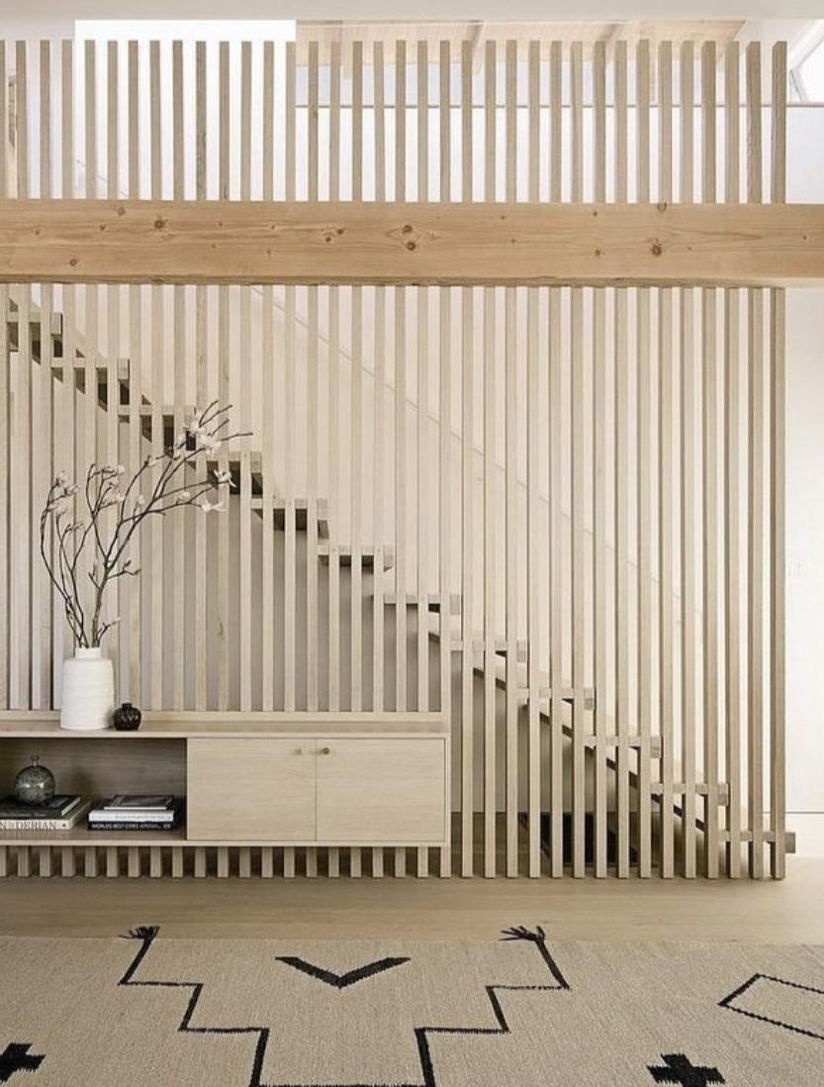 El varillado de madera es tendencia de la decoración de interiores 2021