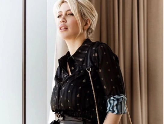 Así fue el "accidentado" paseo de Wanda Nara por París