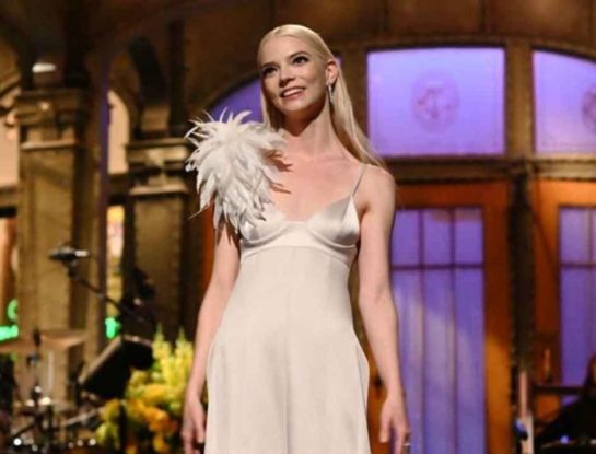 Más argentina que nunca: Anya Taylor Joy sorprendió con un discurso en español en el Saturday Night Live