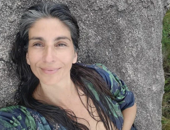 Qué es de la vida de Carolina Peleritti: fue modelo top y actriz, salió con Spinetta y a los 49 debuta como cantante folklórica