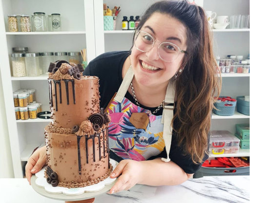 Quién era Agustina Fontenla, la ex participante de Bake Off que murió por COVID: tenía 31 años, estaba en pareja, se había recibido de abogada pero amaba la pastelería y era muy "amiguera"