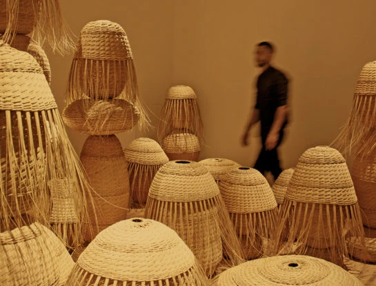 Cristián Mohaded fusiona diseño y artesanía en el Pabellón Argentina en la Bienal de Londres 2021