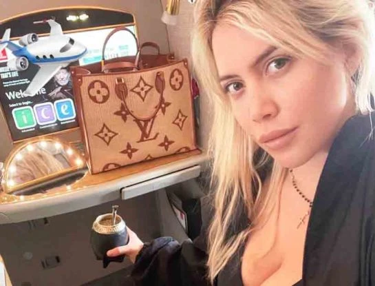 Mirá los looks que eligió Wanda Nara para irse de safari