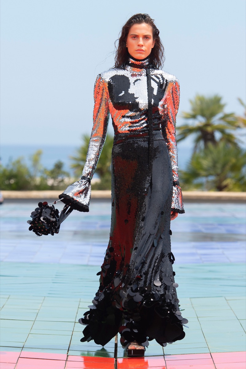 Paco Rabanne, lujo y glamour frente al mar para una colección con aires ...