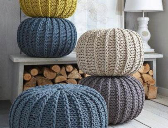 Los puffs: una cálida y confortable tendencia de decoración 2021
