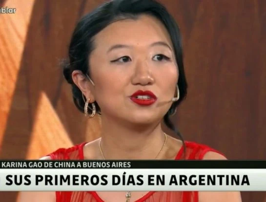 La historia de desarraigo de Karina Gao: "Cuando llegamos a Buenos Aires yo dormía arriba de una cómoda que encontramos en la calle"