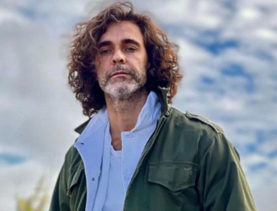 “Me tuvieron a los 16 años”: Mariano Martínez habló de sus padres y de su infancia