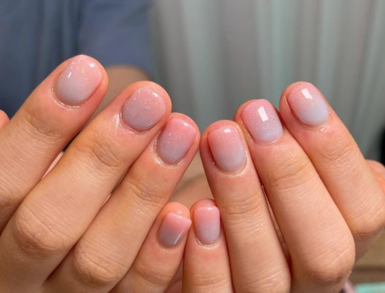 Austera y minimalista: así es la última tendencia en manicura que llega desde Corea