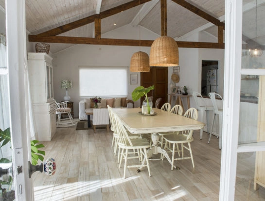 Una exquisita casa en Bella Vista con toques mediterráneos fue reformada con poco presupuesto y grandes ideas