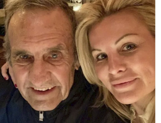 El enojo y la desmentida de la hija de Carlos Reutemann: “Estoy de la mano de papá que está vivo y recibiendo mensajes de pésame”