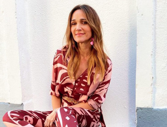 Vero Lozano adopta uno de los colores más cute de la paleta y se adelanta a una de las tendencias de la primavera