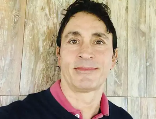 Sebastián Estevanez dejó la actuación, tiene nuevo trabajo y ya consiguió su primer cliente, tan famoso como él