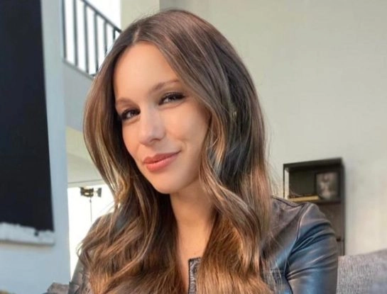 Así está Pampita hoy: antes de cumplirse una semana del parto, se la ve espléndida en la primera foto tras el nacimiento de Ana