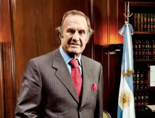 A los 79 años murió Carlos Reutemann:"Papá se fue en paz y dignidad después de luchar como un campeón con un corazón noble y fuerte que lo acompañó hasta el final "