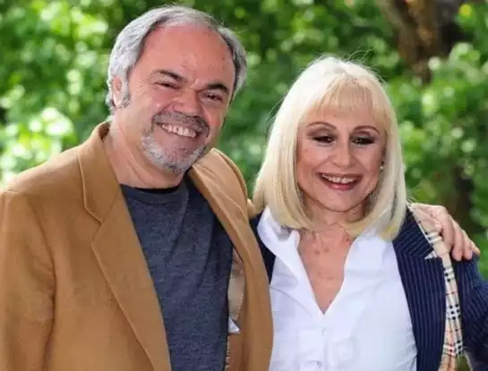 Quién es Sergio Japino, el último marido de Raffaella Carrá: estuvieron 30 años juntos, llevaban 2 separados, pero fue él quién la acompañó a transitar la enfermedad que le quitó la vida