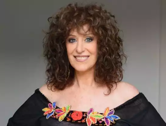 Julia Zenko: su doble lucha contra el cáncer, la asignatura pendiente en su vida y la reconversión en pandemia