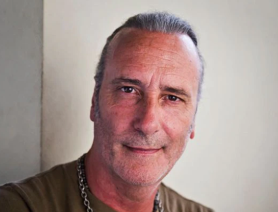 La conmovedora historia detrás de la guitarra que Manuel Wirtz recibió como regalo de sus padres a los 9 años