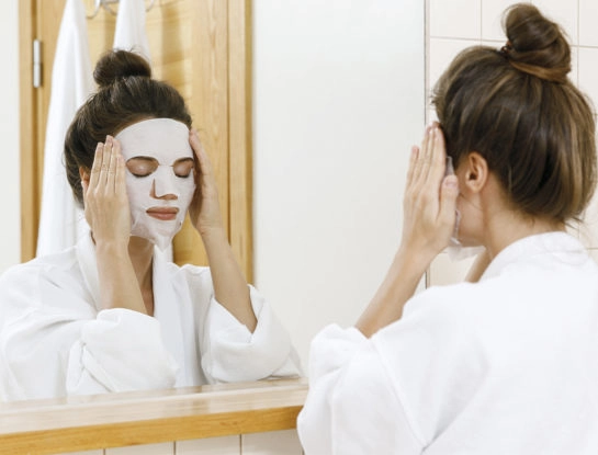 Cómo aplicar correctamente las sheet masks (y aprovechar todos sus beneficios) según Dadatina