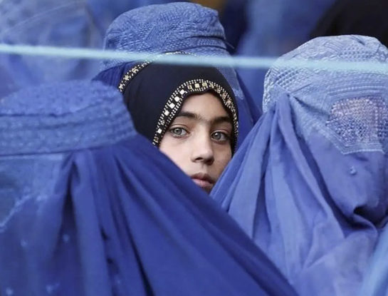 Afgansitán: el país en el que las mujeres viven en el siglo XXI prohibiciones y castigos de la época medieval