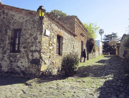 Bajo los cielos del mundo: Colonia del Sacramento, Uruguay