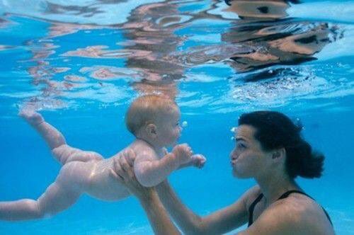 La Historia De Spencer Elden El Bebe De La Tapa Del Disco De Nirvana Crecio Y 30 Anos Despues Demanda A La Banda Revista Para Ti
