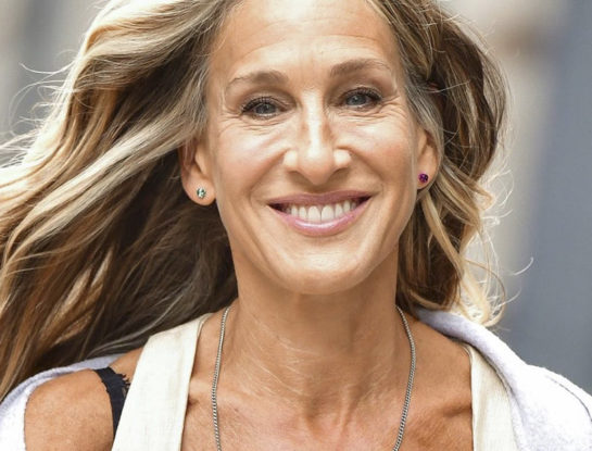 Sarah Jessica Parker revive una tendencia del 2019 ¡y nos encanta!