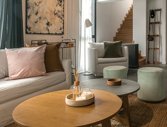 Video deco: un penthouse de estilo clásico con el toque de decoración industrial