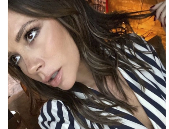 Victoria Beckham nos enseña cómo lograr un make up de noche fácil y duradero