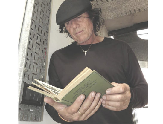 Guillermo Vilas reapareció en sus redes en el día de su cumpleaños