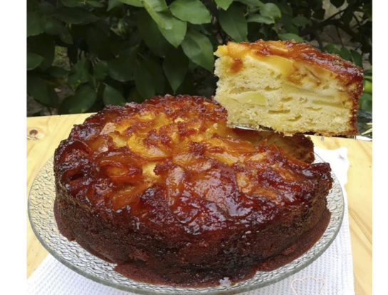 La receta económica: torta invertida de manzanas para principiantes