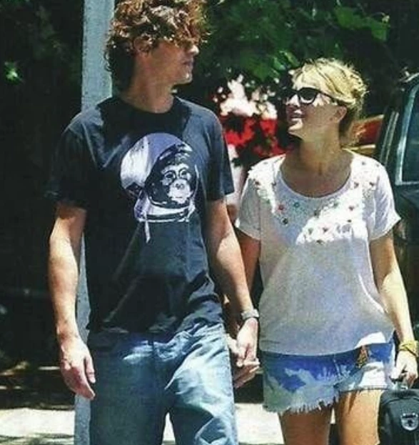 CARLA PETERSON Y MARTIN LOUSTEAU