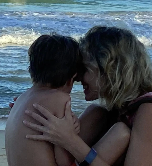 CARLA PETERSON Y MARTIN LOUSTEAU