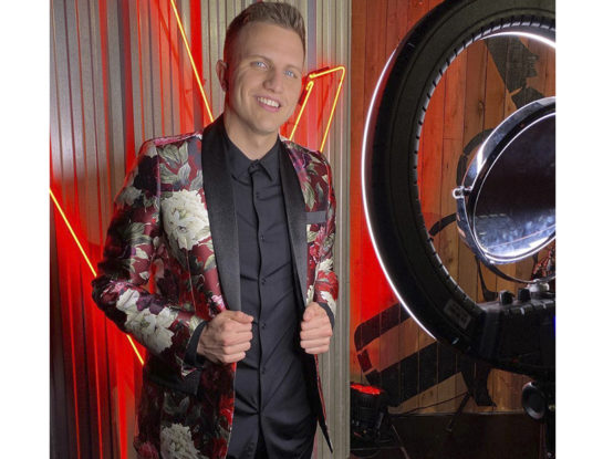 Quién es Ezequiel Pedraza, el finalista del Team Montaner en La Voz Argentina: tiene 26 años, es psicólogo y trabaja en un centro de chicos con discapacidad