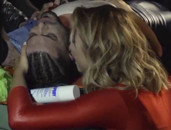 Qué le dijo Flor Vigna en el oído a Facu Mazzei antes que lo llevaran en la ambulancia tras dislocarse el hombro