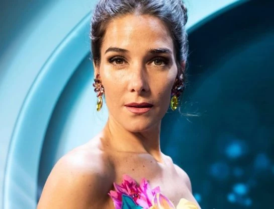 La historia del vestido primaveral vintage que lució Juana Viale